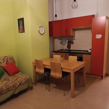 Ferienwohnung Palazzo Dei Tabacchi Bari Exterior foto